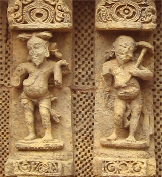 Chinese sculptures on Konark Temple wall